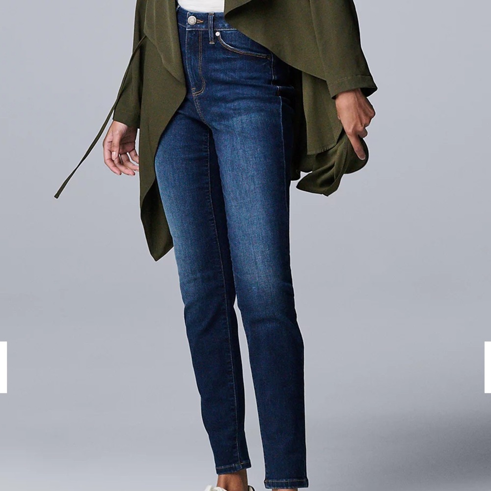 Simply Vera size 6 crop high rise skinny Jean